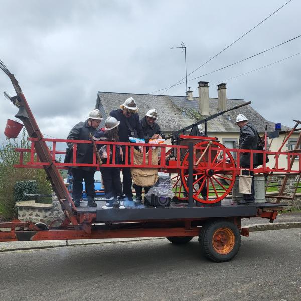 Carnaval 2 avril 2023 Châtillon sur Colmont 