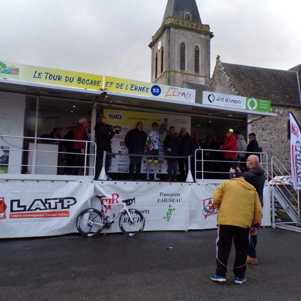 Tour du Bocage et de l'Ernée Châtillon sur Colmont